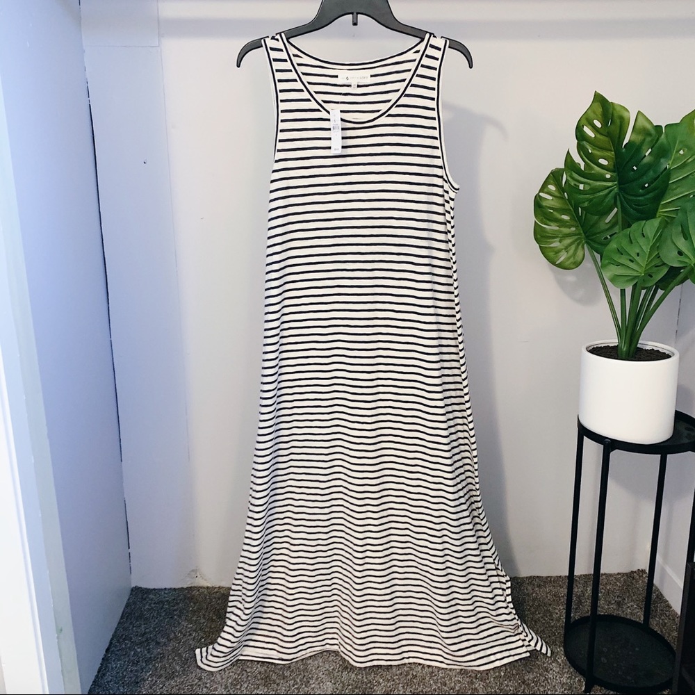 NWT - Lou & Grey Maxi Dress